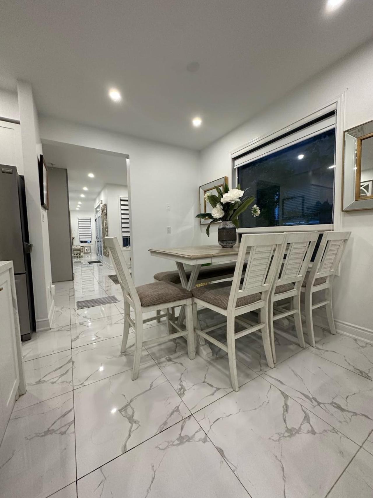 Luxury Home In Toronto Mississauga Exterior foto